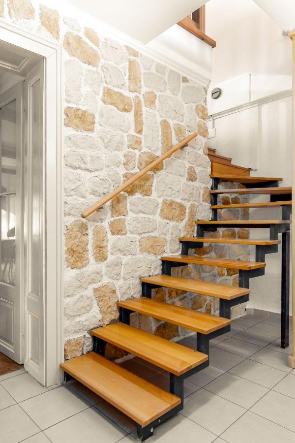 Zollus House Tvrda Apartment โอซีเยก ภายนอก รูปภาพ