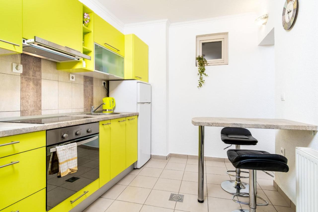 Zollus House Tvrda Apartment โอซีเยก ภายนอก รูปภาพ