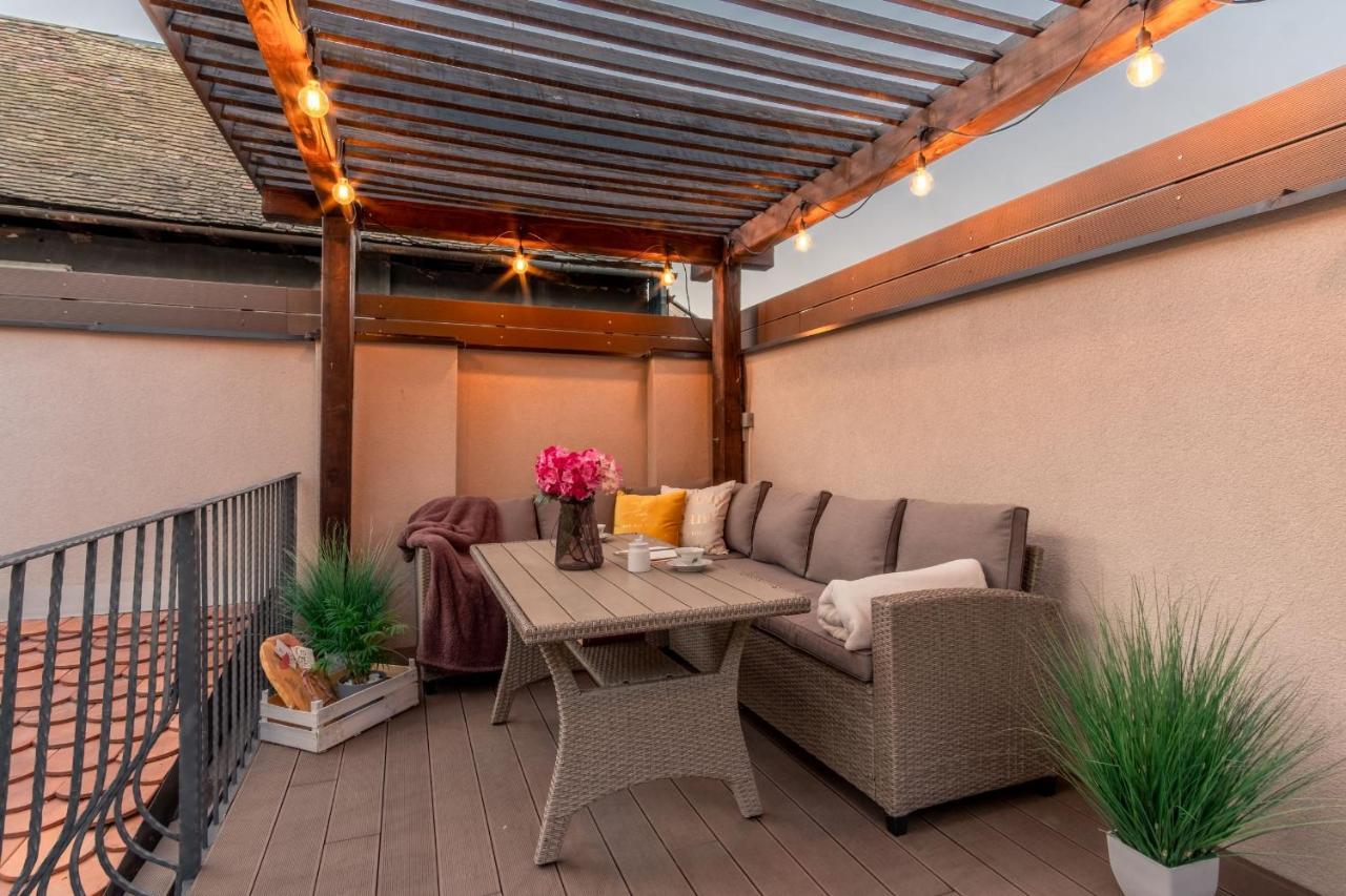 Zollus House Tvrda Apartment โอซีเยก ภายนอก รูปภาพ